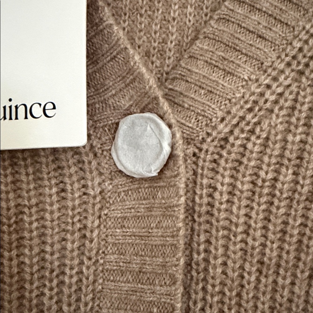 Quince Beige Mongolian Cashmere Sweater Vest - Picture 4 of 8